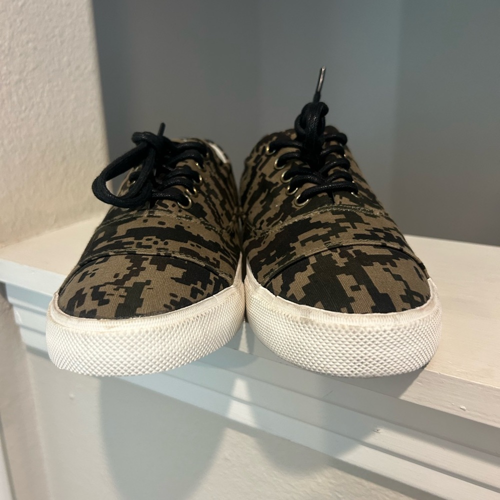 Gram Vz Low Top Shoe Camo Green Black Womens Size 9 Mens 7 EU 40 - Picture 7 of 10